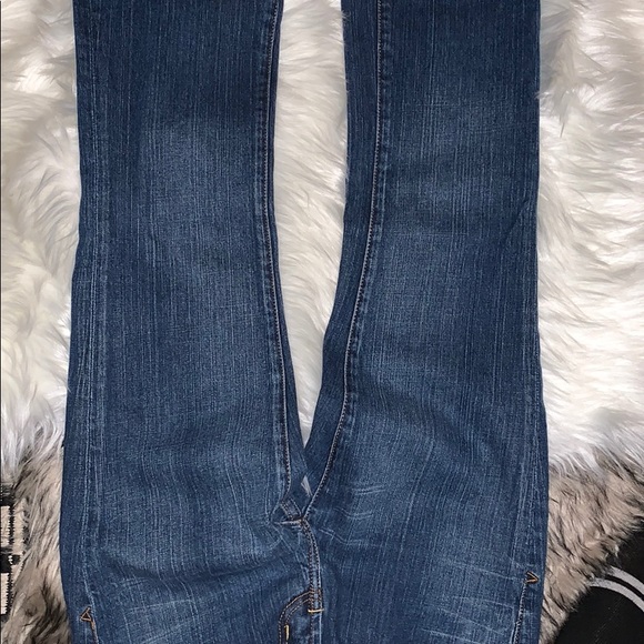 💚 Seven7 Distressed Blue Jeans. - Picture 8 of 8